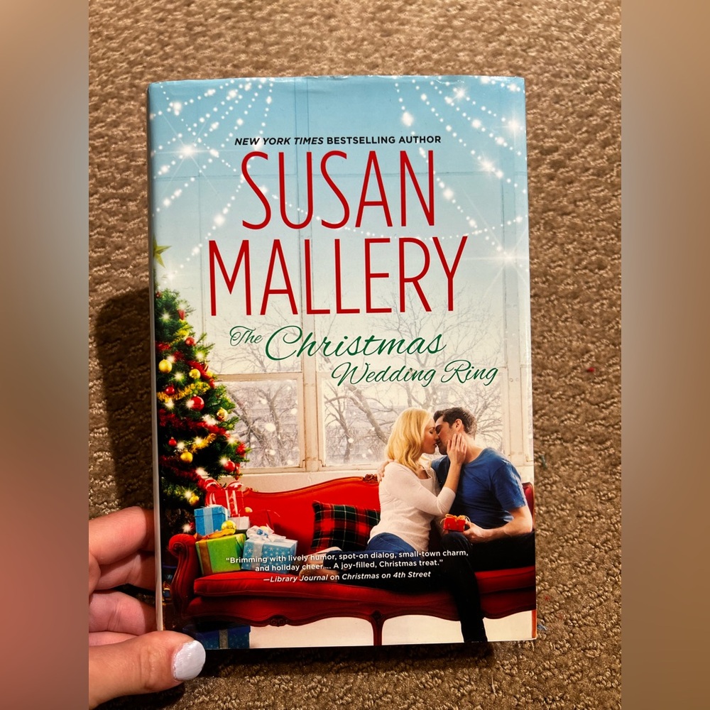 - The Christmas Wedding Ring (Holiday Romance)